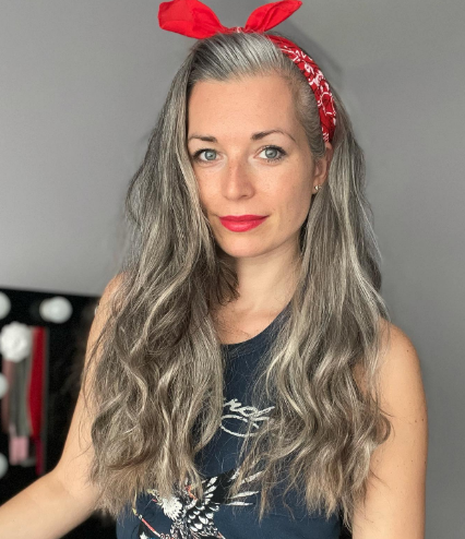  Valentine Style Long Gray Hair Hairstyle
